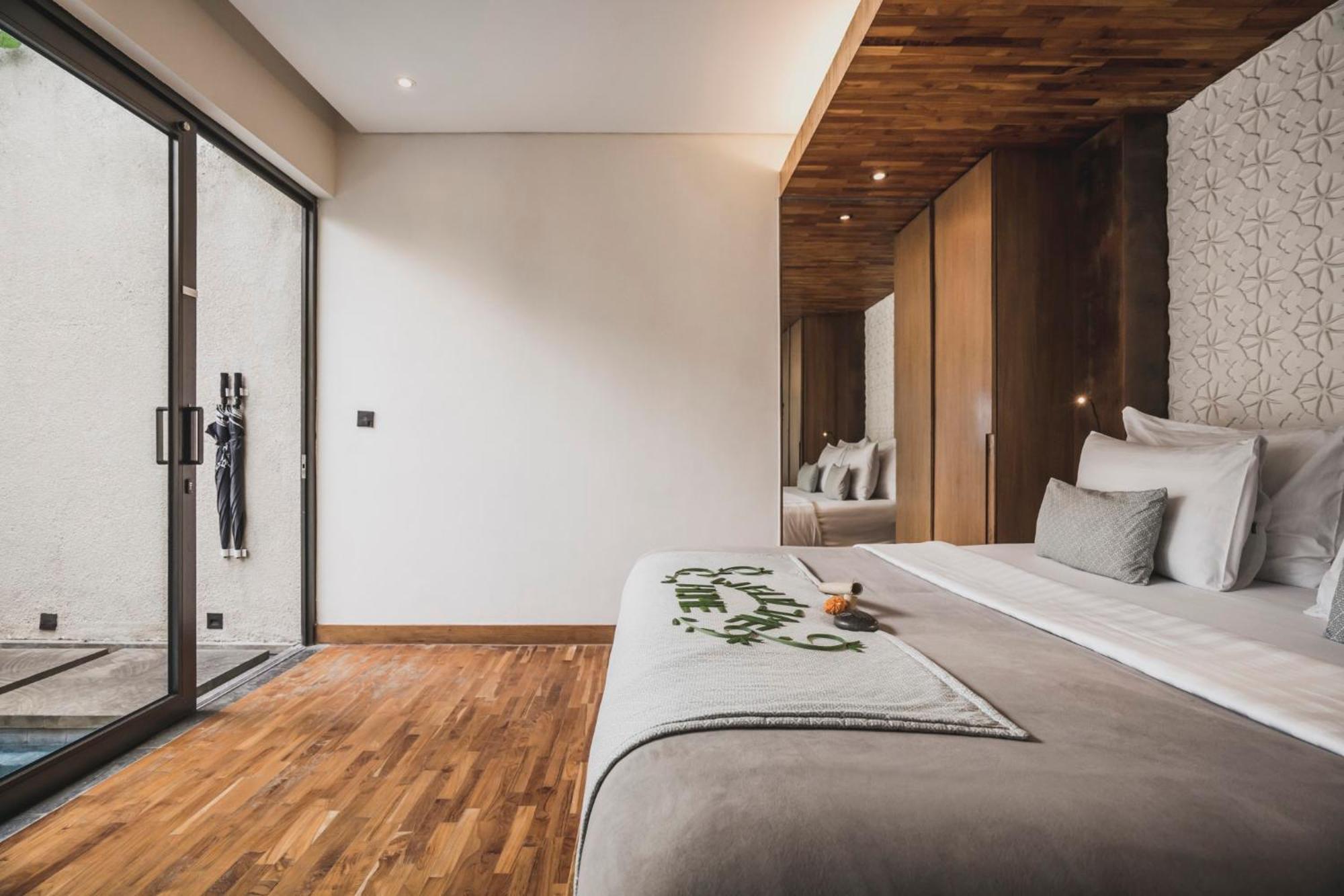 Ayona Villa Seminyak By Ini Vie Hospitality Εξωτερικό φωτογραφία