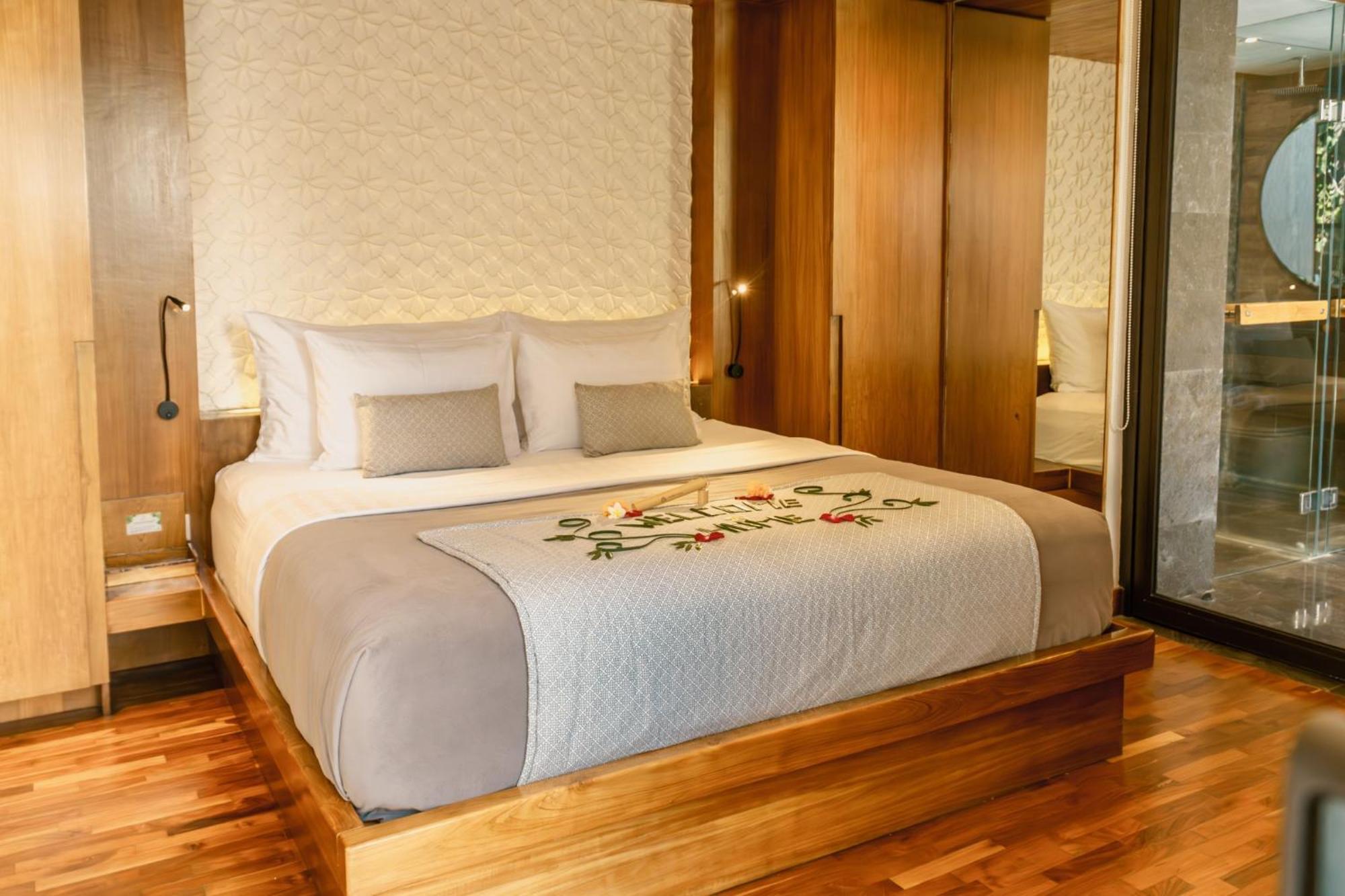 Ayona Villa Seminyak By Ini Vie Hospitality Εξωτερικό φωτογραφία